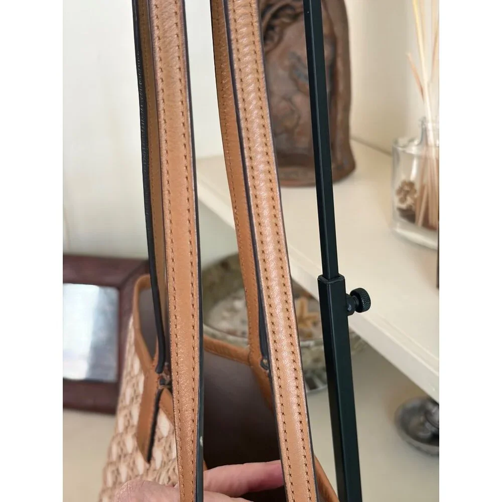 Tory Burch Ever-Ready Zip Beige Tote Bag - Picture 8 of 15